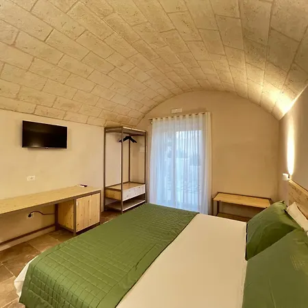 Masseria Castelluzzo 3* צ'לייה מספיקה