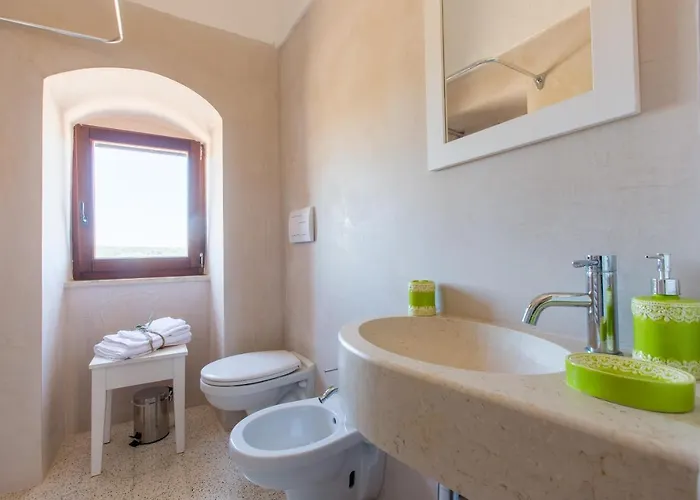 Masseria Castelluzzo ホテル 3*