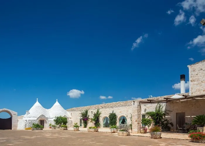 ホテル Masseria Castelluzzo チェーリエ・メッサーピカ